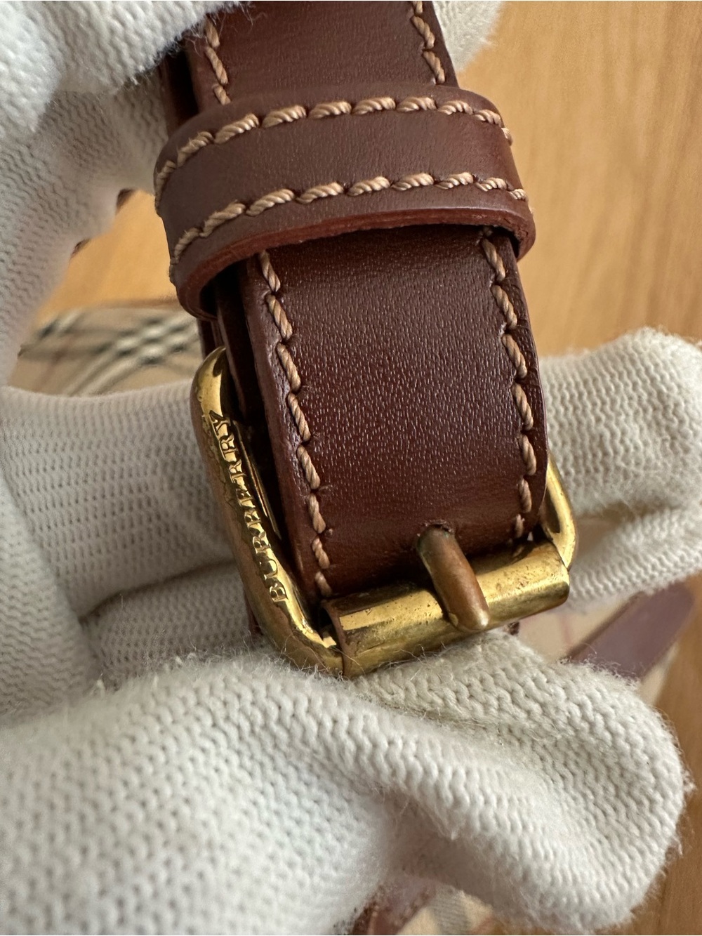 Burberry Nova Check Bucket Bag - Picture 8 of 14